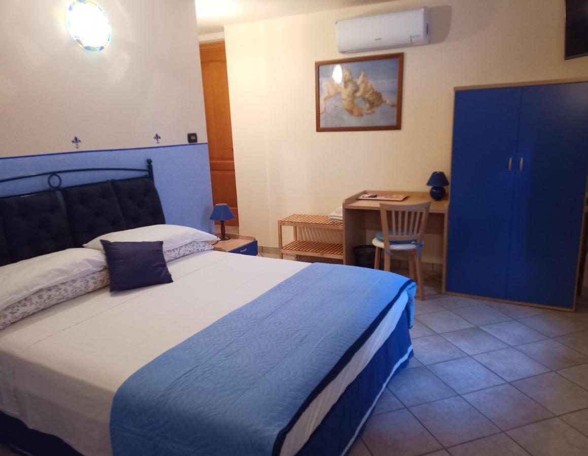 B&B Renzano Bedrooms Salò Eksteriør bilde